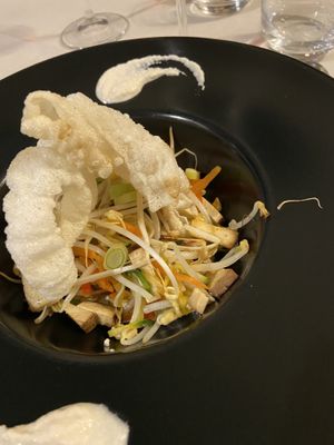 Wok tofu connvialde di riso croccanti e crema di mandorle at Mezzaluna in Turin