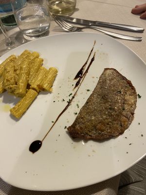 Bis  di primi ( crêpes alle erbe tre-rigatoni alla carbonara) at Mezzaluna in Turin