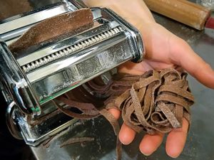 Homemade pasta at Mezzaluna in Turin