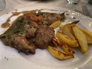 Seitan al nebbiolo e patate  at Mezzaluna in Turin