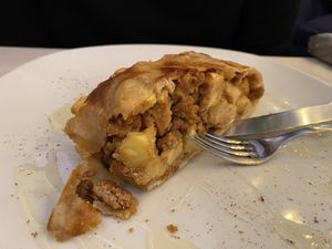 Strudel di mele  at Mezzaluna in Turin