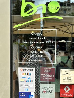 Hours   at Mezzaluna in Turin