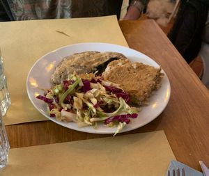 Sformato di quinoa e porri, sfogliatina di spinaci e insalata di cavoli e mango  at Mezzaluna in Turin