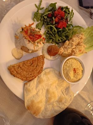 Mix apetizer at Mezzaluna in Turin