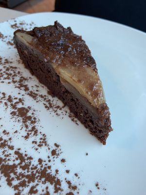 Torta cioccolato e pere   at Mezzaluna in Turin