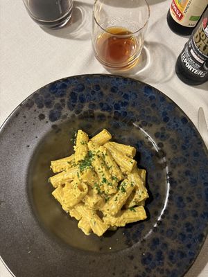 Rigatoni alla carbonara   at Mezzaluna in Turin