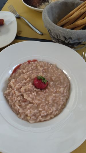 Strawberry risotto at Mezzaluna in Turin