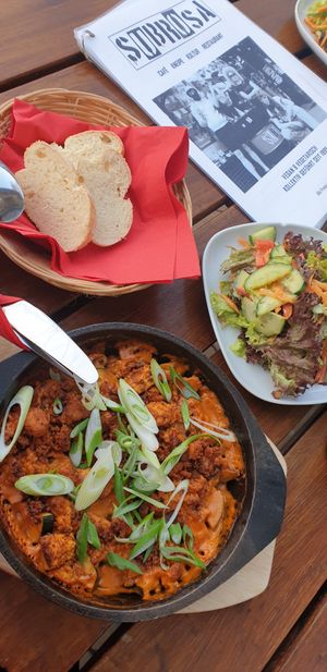 Pilz Zucchini Pfanne at Subrosa Kneipenkollektiv in Kiel