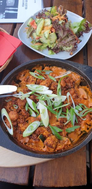 Pilz Zucchini Pfanne at Subrosa Kneipenkollektiv in Kiel