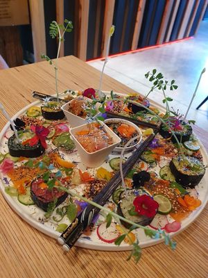 shared plate as appetizer (18€) 
vegan tuna and salmon sashimi and homemade vegan sushi at Verthé in Diksmuide