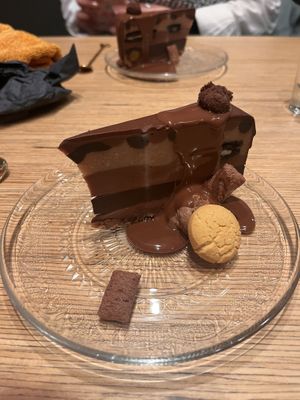 Vegan chocolate cake   at Verthé in Diksmuide