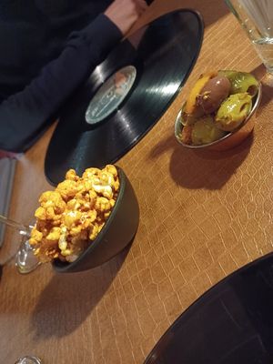 Apero snacks at Verthé in Diksmuide