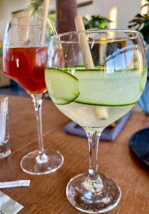 Picon vin-blanc naar het recept van pépé! En voor de chauffeur: een Gin Preuteleute 0% met komkommer (april 2026) at Verthé in Diksmuide