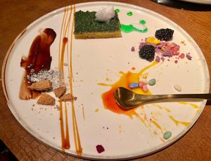 𝗛𝗶𝗱𝗱𝗲𝗻 𝗧𝗿𝗮𝗰𝗸
Huishoudspons met Dreft

Het welgekende illusiedessert. Een magische afsluiter, Uniek in België! https://restaurantverthe.be/illus at Verthé in Diksmuide