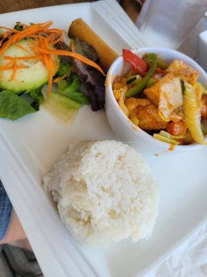 Sweet and sour tofu at Rim Talay in Oceanside