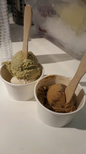 Vegan ice cream :) at JuiceBrothers - Raamsteeg in Amsterdam