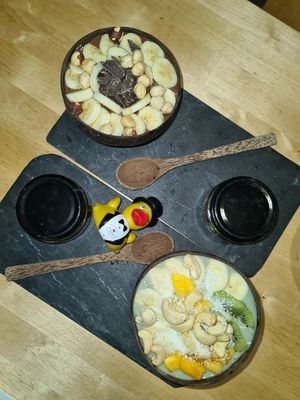 Healthy Nutella 🥣  and Ocean 🥣 and duck at Milk Away in Sevilla