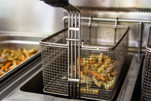 Les frites de pommes de terres et patates douces at Chez Veg'Anne - Food Truck in Strasbourg