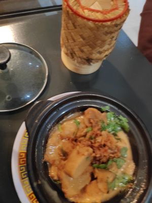 Marmite avec riz gluant at Tien Hiang in Paris