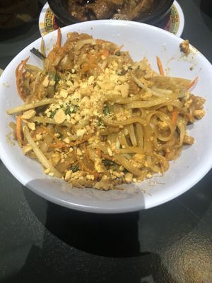 Pad thaï “chicken"  at Tien Hiang in Paris