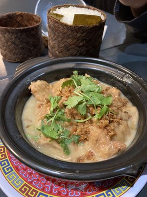 Caramelized “chicken” with glutinous rice  at Tien Hiang in Paris