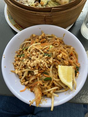 ‘Shrimp’ pad thai  at Tien Hiang in Paris