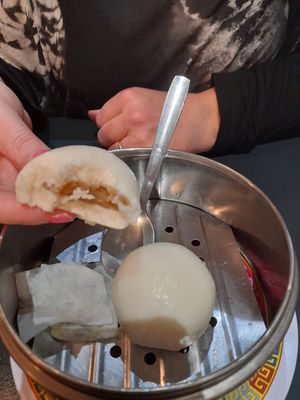  at Tien Hiang in Paris