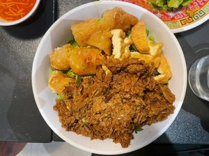 Rice noodles with beef, tofu etc. at Tien Hiang in Paris