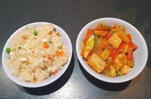 Fried Rice & Cashew 'chicken' at Tien Hiang in Paris