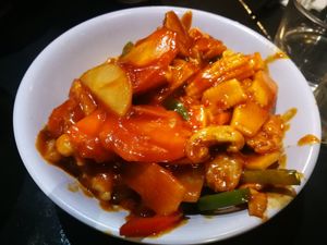 'chicken' with cashews at Tien Hiang in Paris