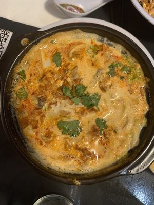 Soupe satay at Tien Hiang in Paris