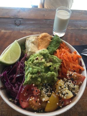 (Older) Two Planets Salad at Two Planets in Berlin