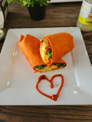 Spicy Tuna Wrap at Utopia Juice Bar in Pompano Beach