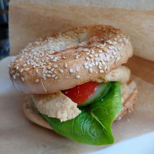 Vegan bagel at Gamla Bibliotekscafeet in Umea