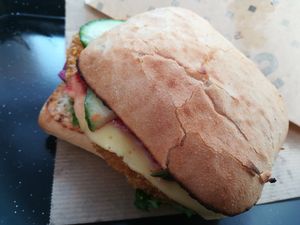 Pink edgy at Swing Kitchen - Operngasse in Vienna