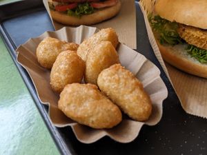 Yummy chili cheesey bites at Swing Kitchen - Operngasse in Vienna