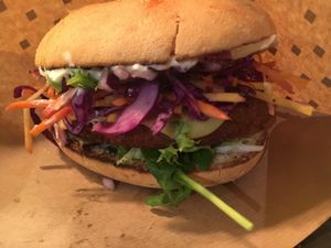 cheeseburger at Swing Kitchen - Operngasse in Vienna