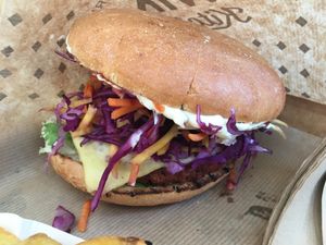 Cheeseburger  at Swing Kitchen - Operngasse in Vienna