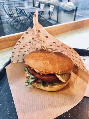 Classic burger at Swing Kitchen - Operngasse in Vienna