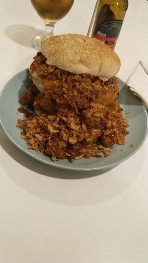 Hamburguesa Valhala at Ruta 42 in Lhospitalet De Llobregat