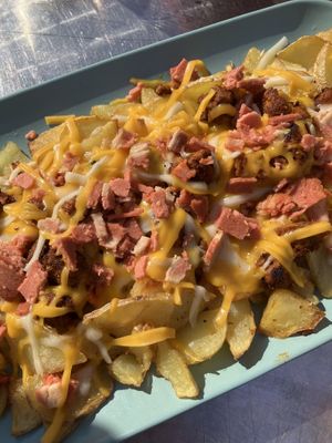 Patatas con queso y bacon veganos  at Ruta 42 in Lhospitalet De Llobregat