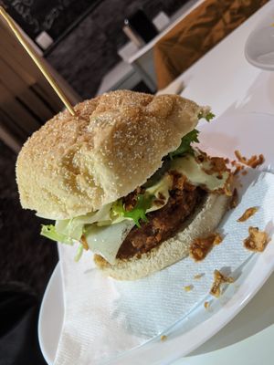 Hamburguesa at Ruta 42 in Lhospitalet De Llobregat
