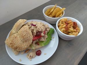 "Chicken" salad on a sesame bagel, mac 'n cheese and chips at Gnome Cafe in Charleston