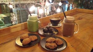 choco balls, ginger cookies, choco cookies, matcha, coffee blended and machala tea at Jalus Vegan Kitchen in Hanoi