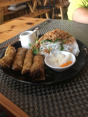Comida típica deliciosa  at Jalus Vegan Kitchen in Hanoi