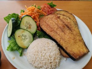 Aquí si saben cocinar los platillos con berenjena 🍆 at Golden Yo Light in Queretaro