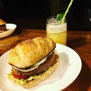Happy hour at Como? Espaco Vegano in Campinas