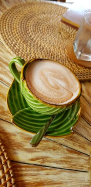 Hot chocolate with almond milk at Yoga Searcher in Pecatu