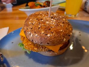 Veganer "Zeitgeist" Burger at Hans im Glück in Heidelberg