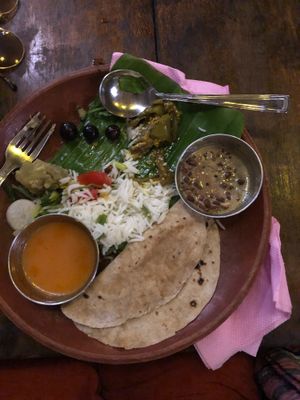 Buffet at 300 rupees is really fresh and tasty  at Puccini Lala in Varkala